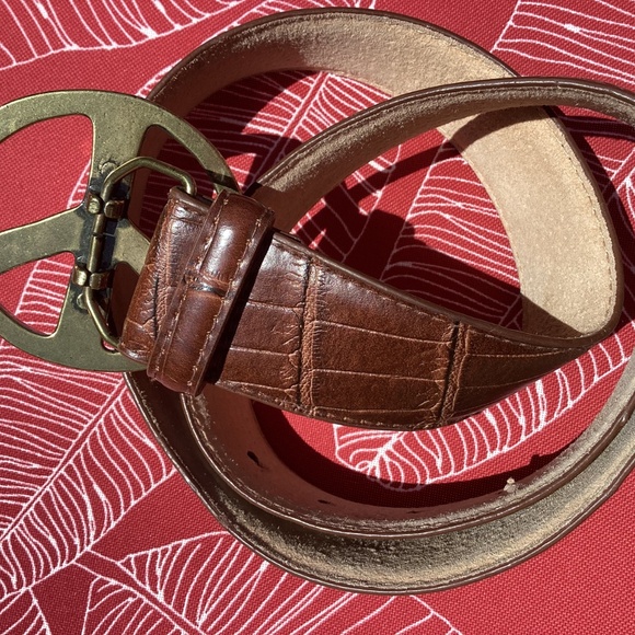 Kensie Genuine Leather Peace Sign Belt - Picture 4 of 10